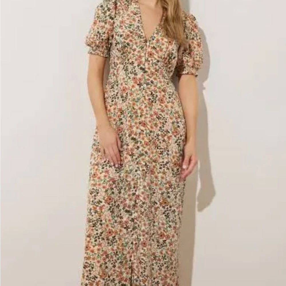 Boohoo Cream Floral V-Neck Dress with Puff Sleeves